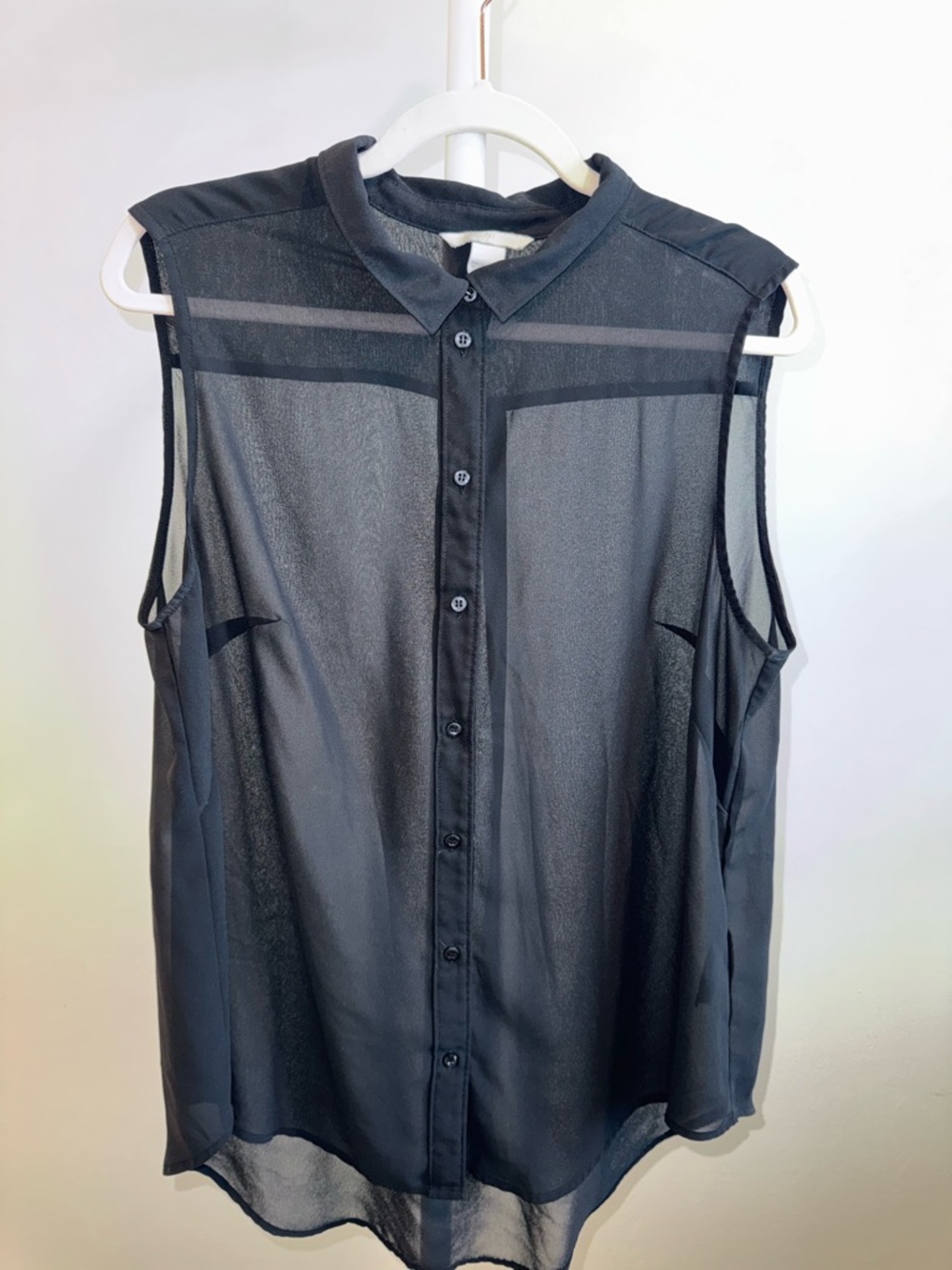 H&M Sleeveless Sheer Button-Up Shirt - Black size 16